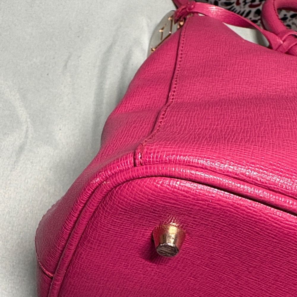 Furla Fuchsia Pink Saffiano Leather Gialla Satchel Handbag Crossbody EUC - Picture 9 of 14